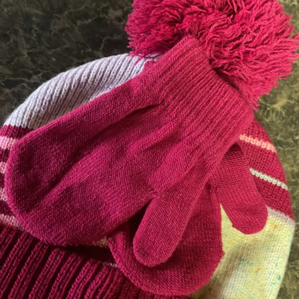 Wonder Nation Hat and glove set little girl NWT girls size 3-6